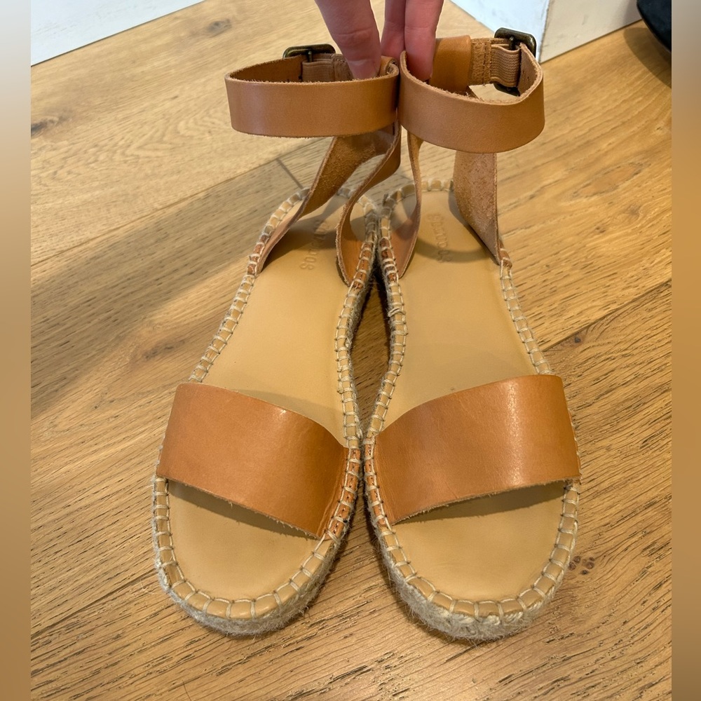 Soludos Like New Tan/Brown Leather Upper Sandals - Size 7